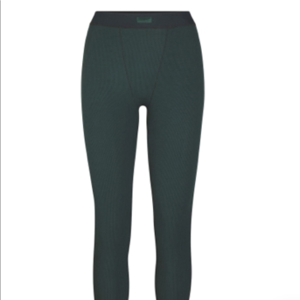Sold Out Skims Ribbed Leggings